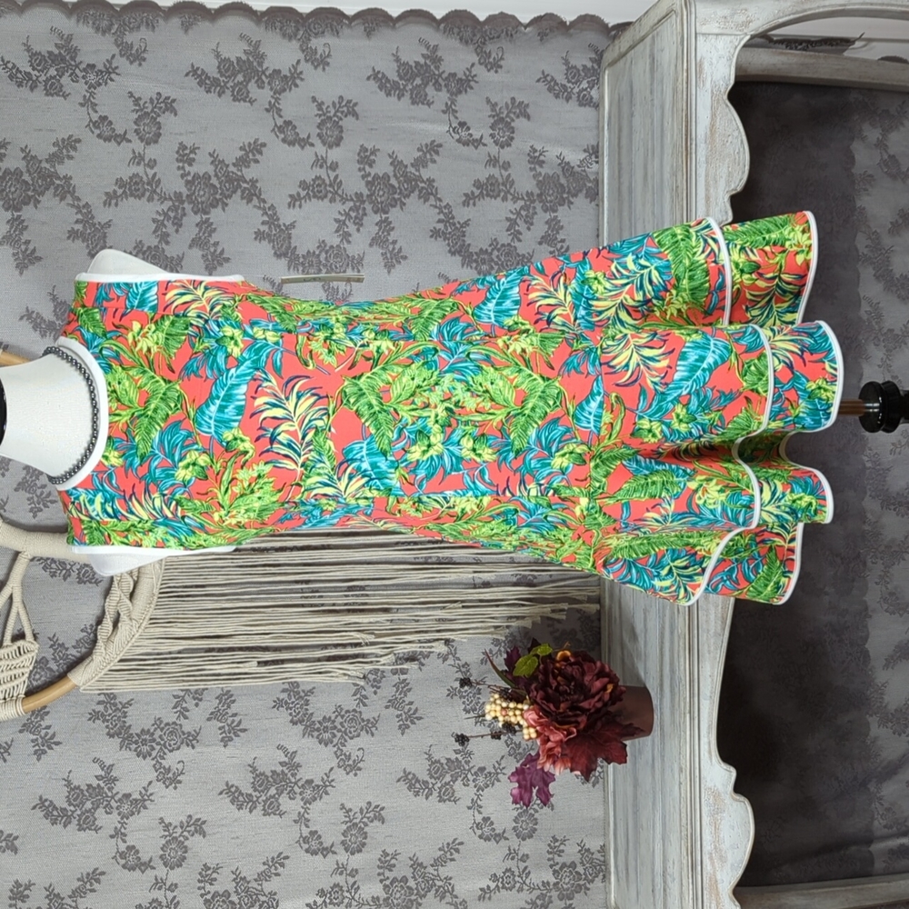 Shelby & Palmer tropical print ruffle bottom dress